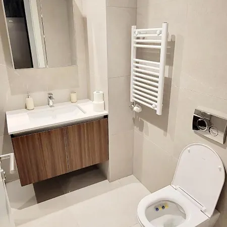 Appartamento Bw Queen 412-whit Free Garage Parking *